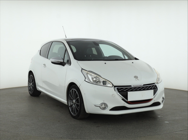 Peugeot 208 2013