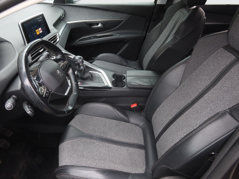 Peugeot 5008, 2017