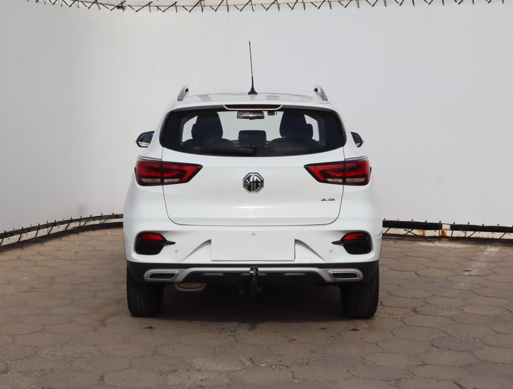 MG ZS SUV