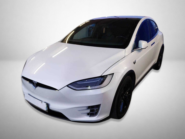 Tesla Model X 2018