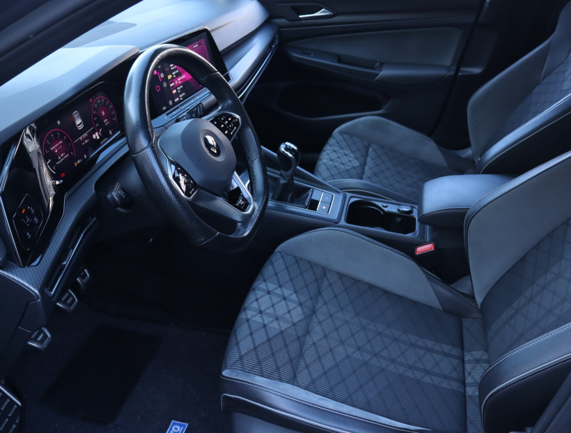 Volkswagen Golf, 2020
