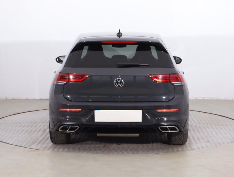 Volkswagen Golf, 2020