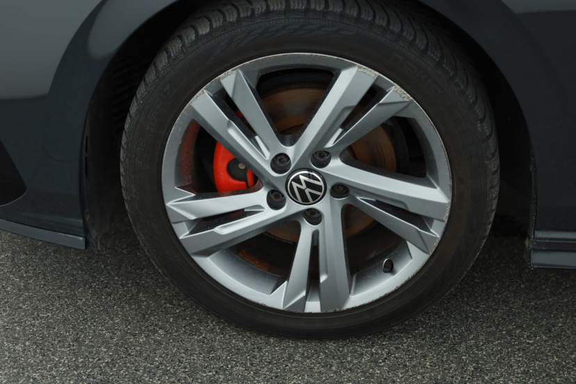 Volkswagen Golf, 2020