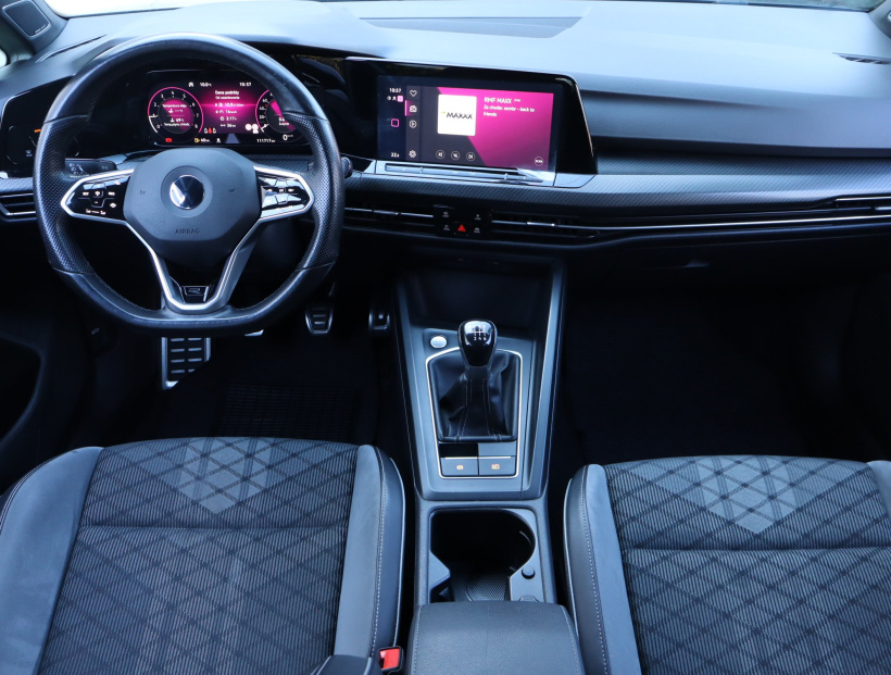Volkswagen Golf, 2020
