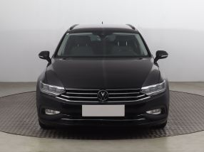 Volkswagen Passat - 2022