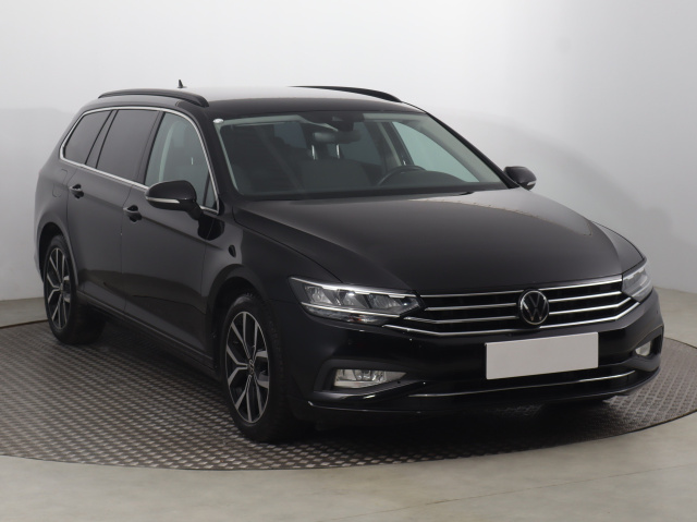 Volkswagen Passat 2022