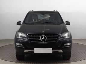 Mercedes-Benz ML - 2010