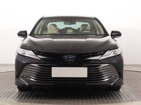 Toyota Camry - 2020