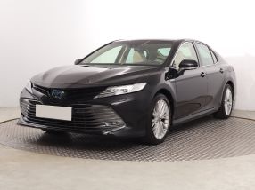 Toyota Camry - 2020