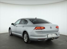 Volkswagen Passat - 2016