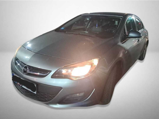 Opel Astra 2014