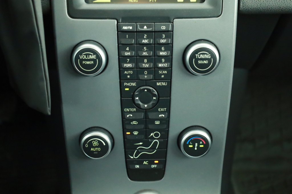 Volvo S40