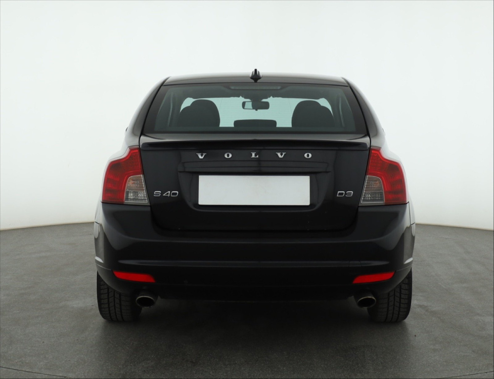 Volvo S40