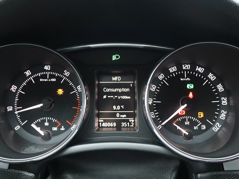 Škoda Superb, 2010