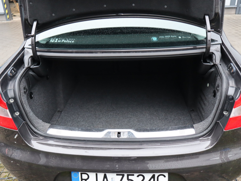 Škoda Superb, 2010
