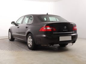 Škoda Superb - 2010