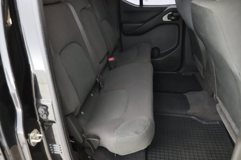 Nissan Navara, 2015