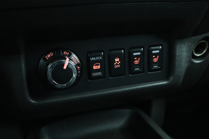 Nissan Navara, 2015