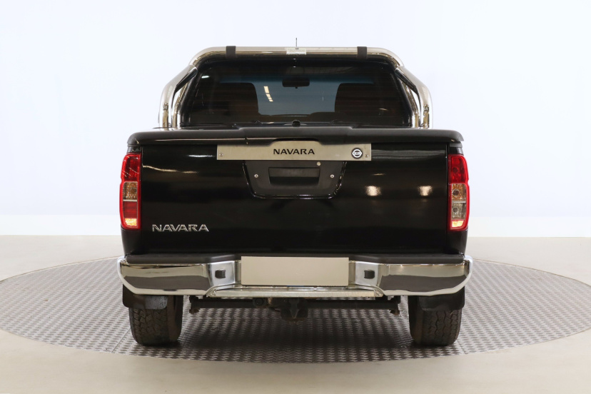 Nissan Navara, 2015