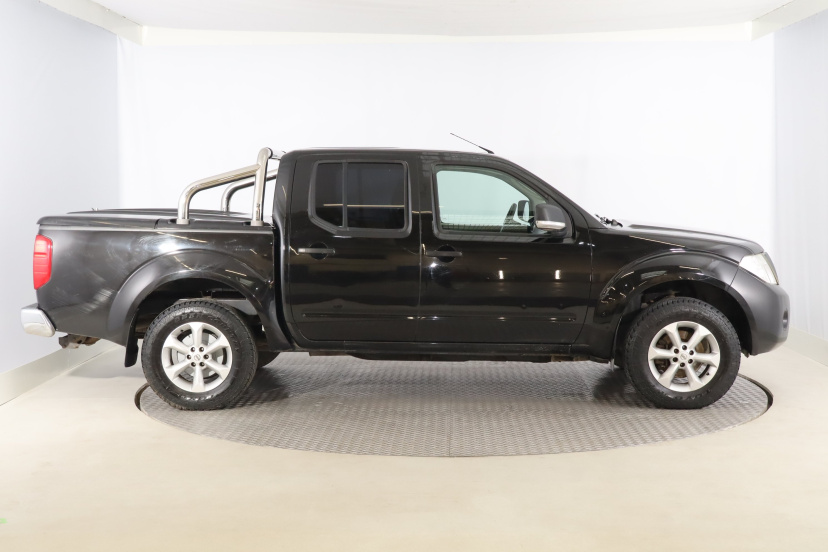 Nissan Navara, 2015