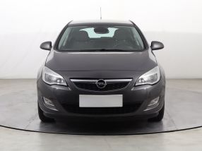 Opel Astra - 2012