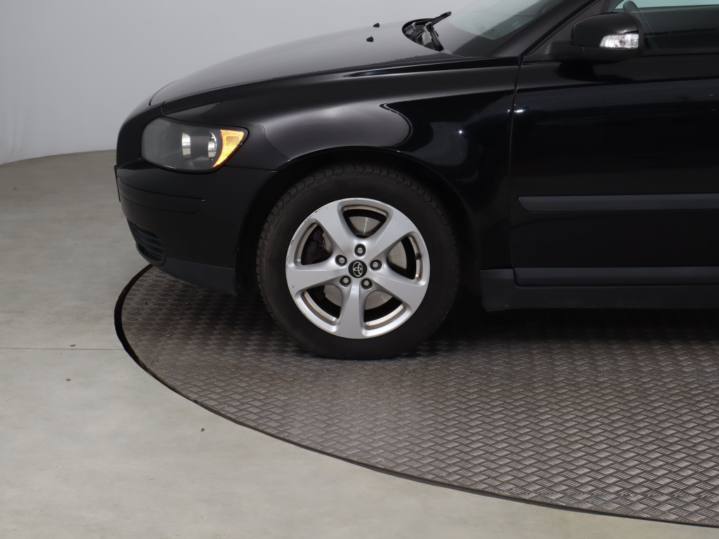 Volvo S40