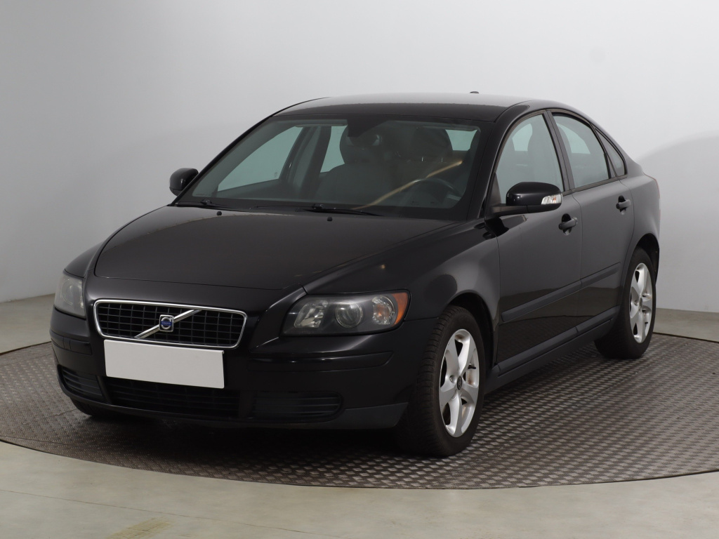 Volvo S40