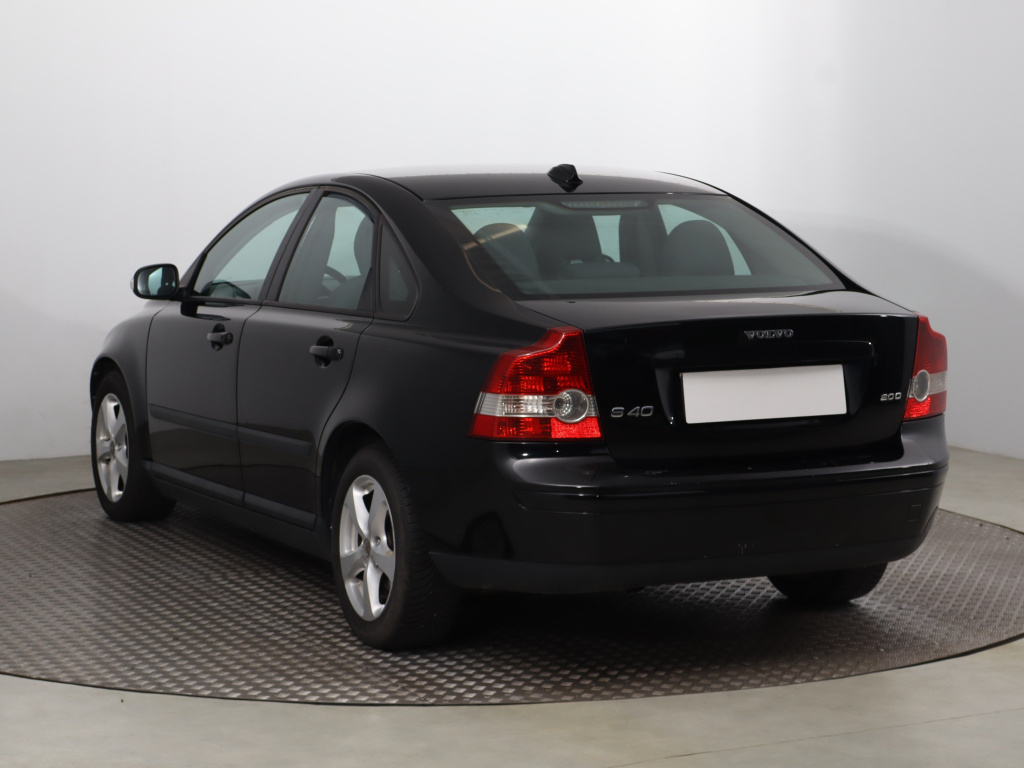 Volvo S40