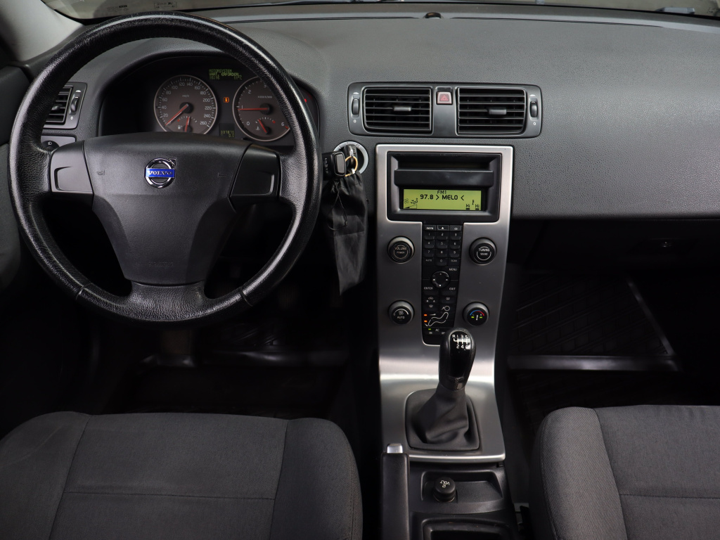 Volvo S40