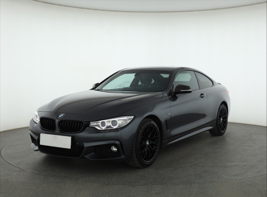BMW 4