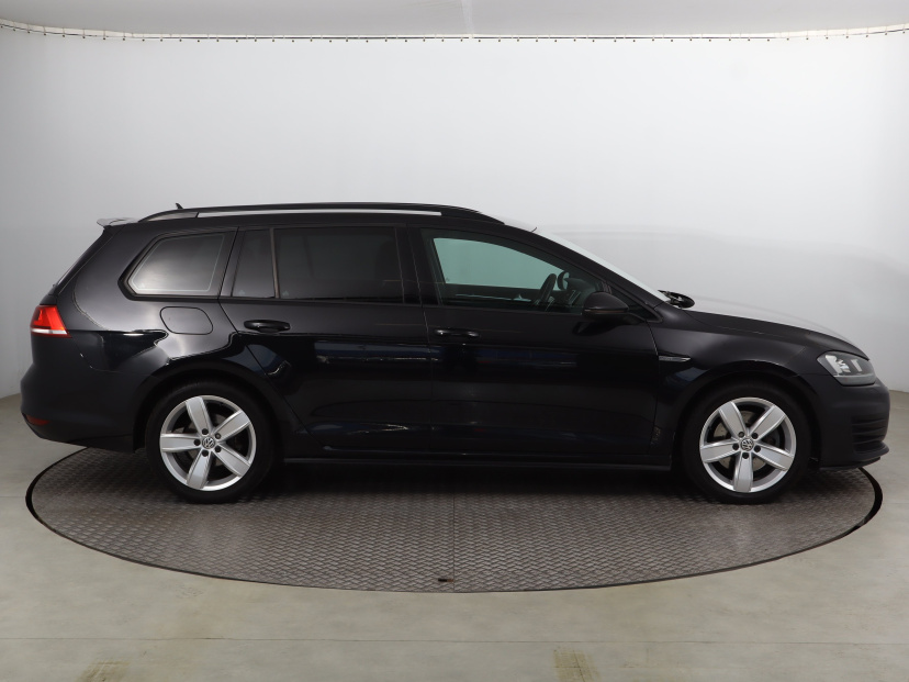 Volkswagen Golf, 2017