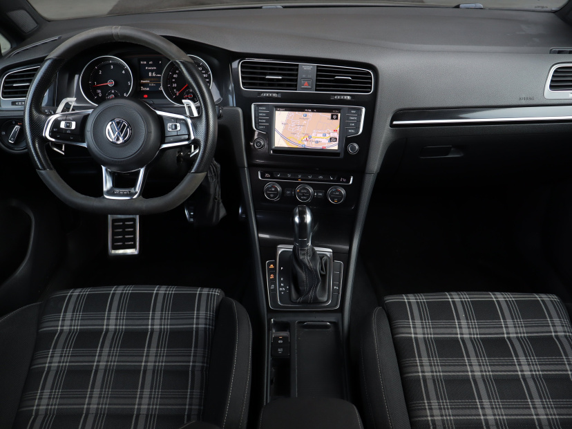 Volkswagen Golf, 2017
