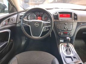 Opel Insignia - 2012