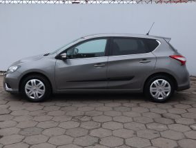 Nissan Pulsar - 2016