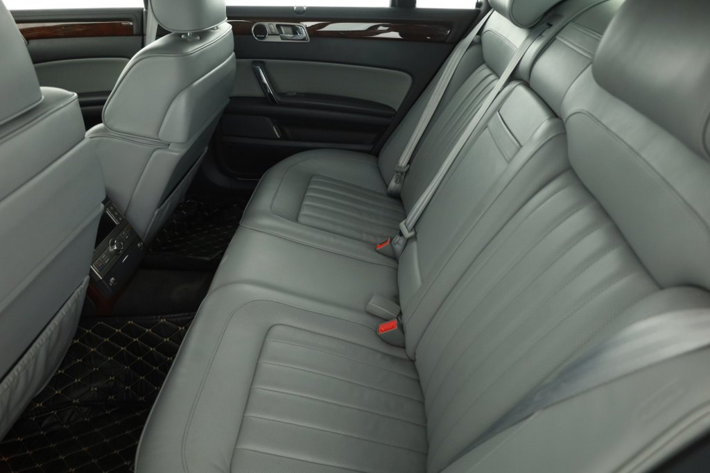 Volkswagen Phaeton