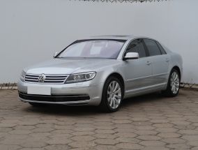 Volkswagen Phaeton - 2012