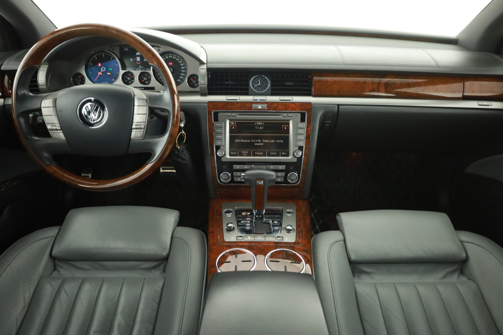 Volkswagen Phaeton