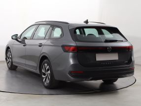 Volkswagen Passat - 2025