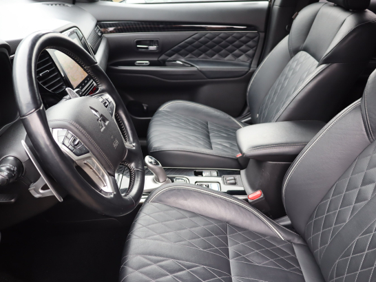 Mitsubishi Outlander 2.4 PHEV