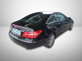 Mercedes-Benz E - 2011