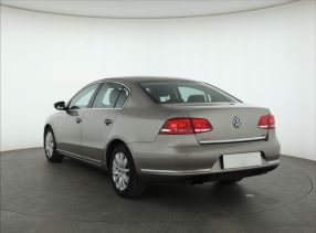 Volkswagen Passat - 2012