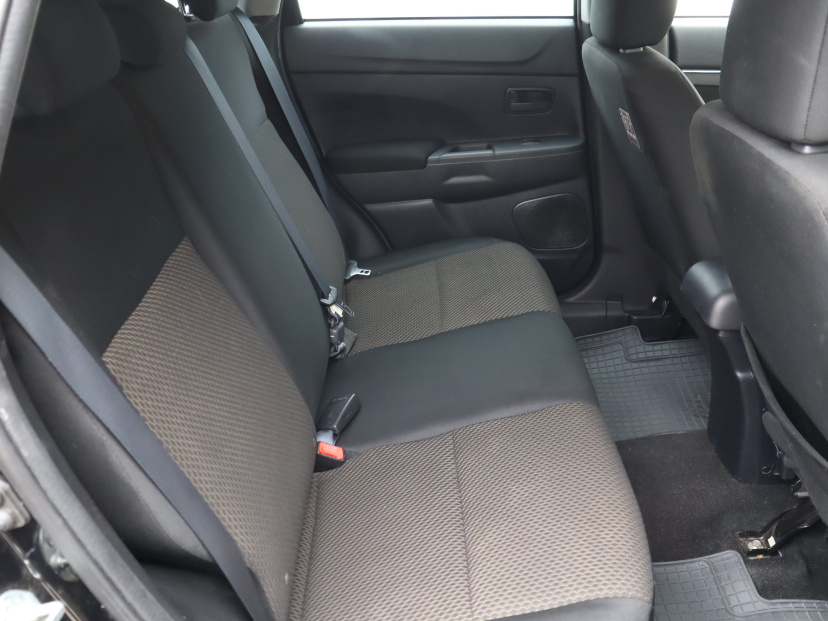 Mitsubishi ASX, 2013
