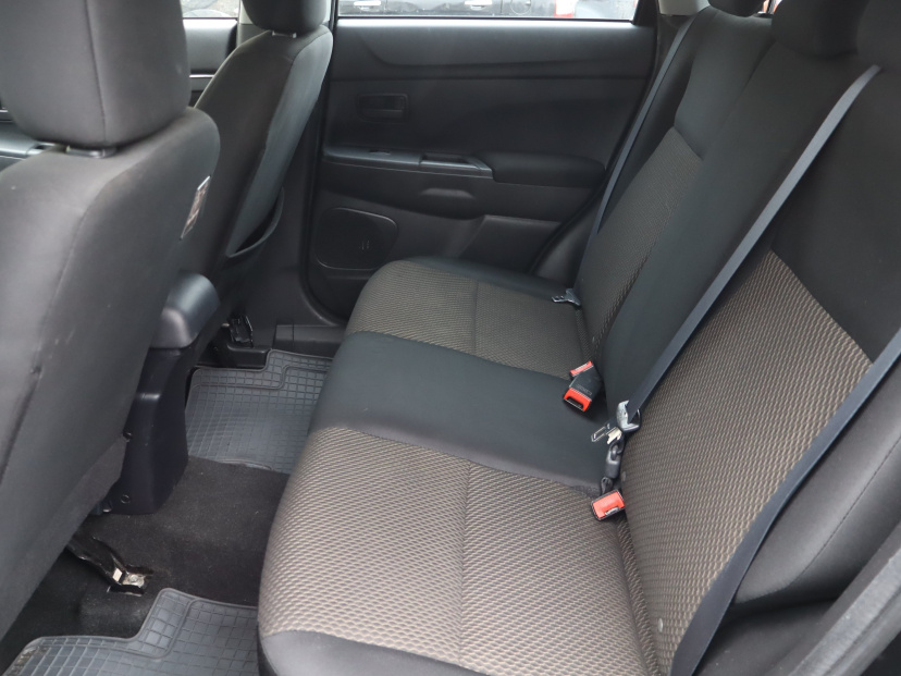 Mitsubishi ASX, 2013