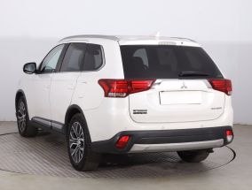 Mitsubishi Outlander - 2018
