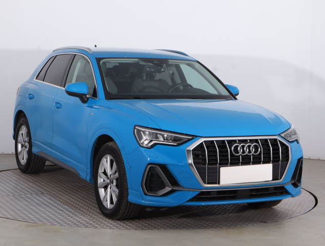 Audi Q3 2021