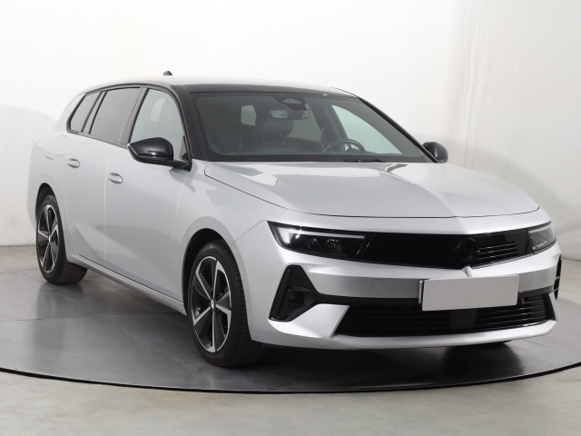 Opel Astra 2024