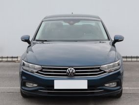 Volkswagen Passat - 2021