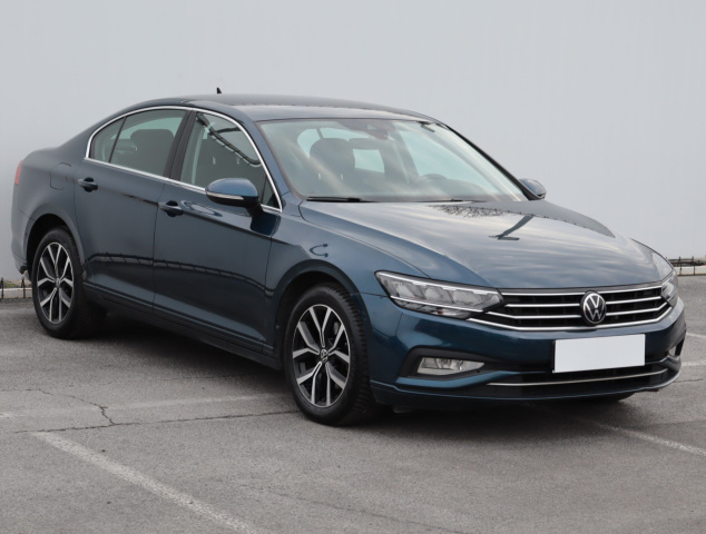 Volkswagen Passat 2021