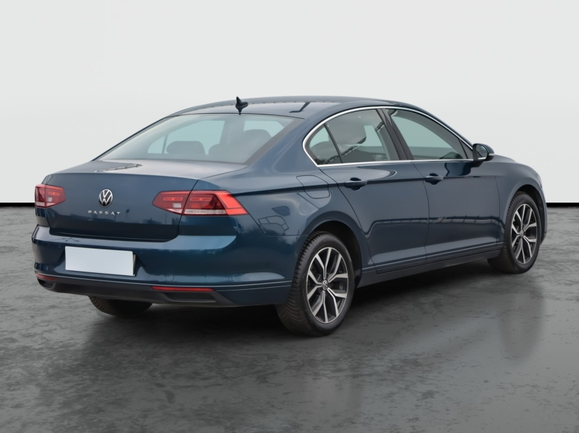 Volkswagen Passat, 2021