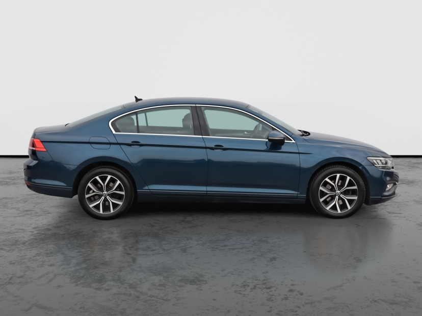 Volkswagen Passat, 2021